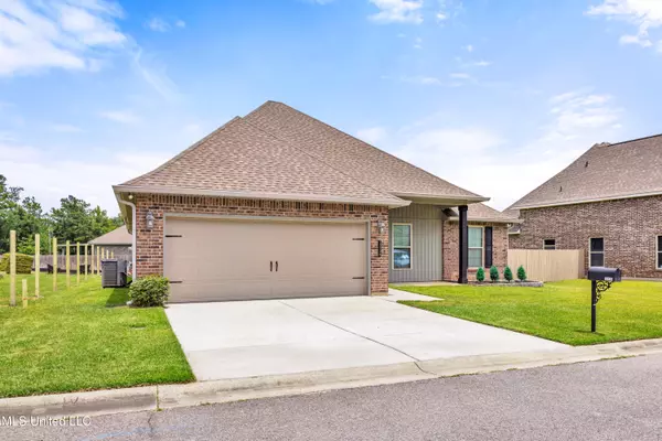 D'iberville, MS 39540,13248 River Bluff Drive