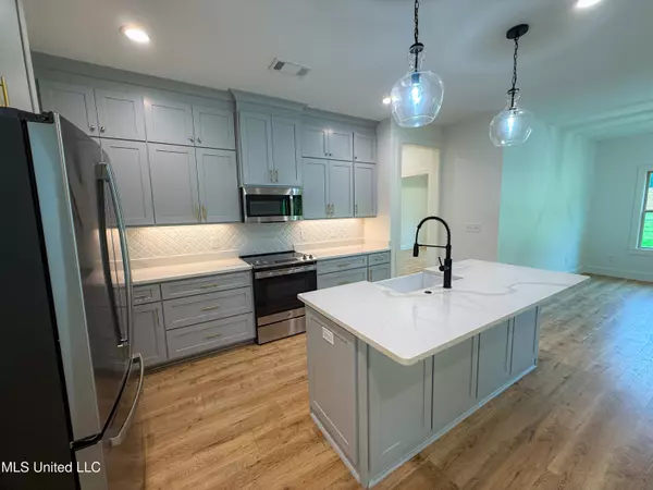 Walls, MS 38680,5350 Poplar Corner Road