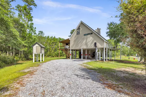 Bay Saint Louis, MS 39520,10067 Bancroft Street