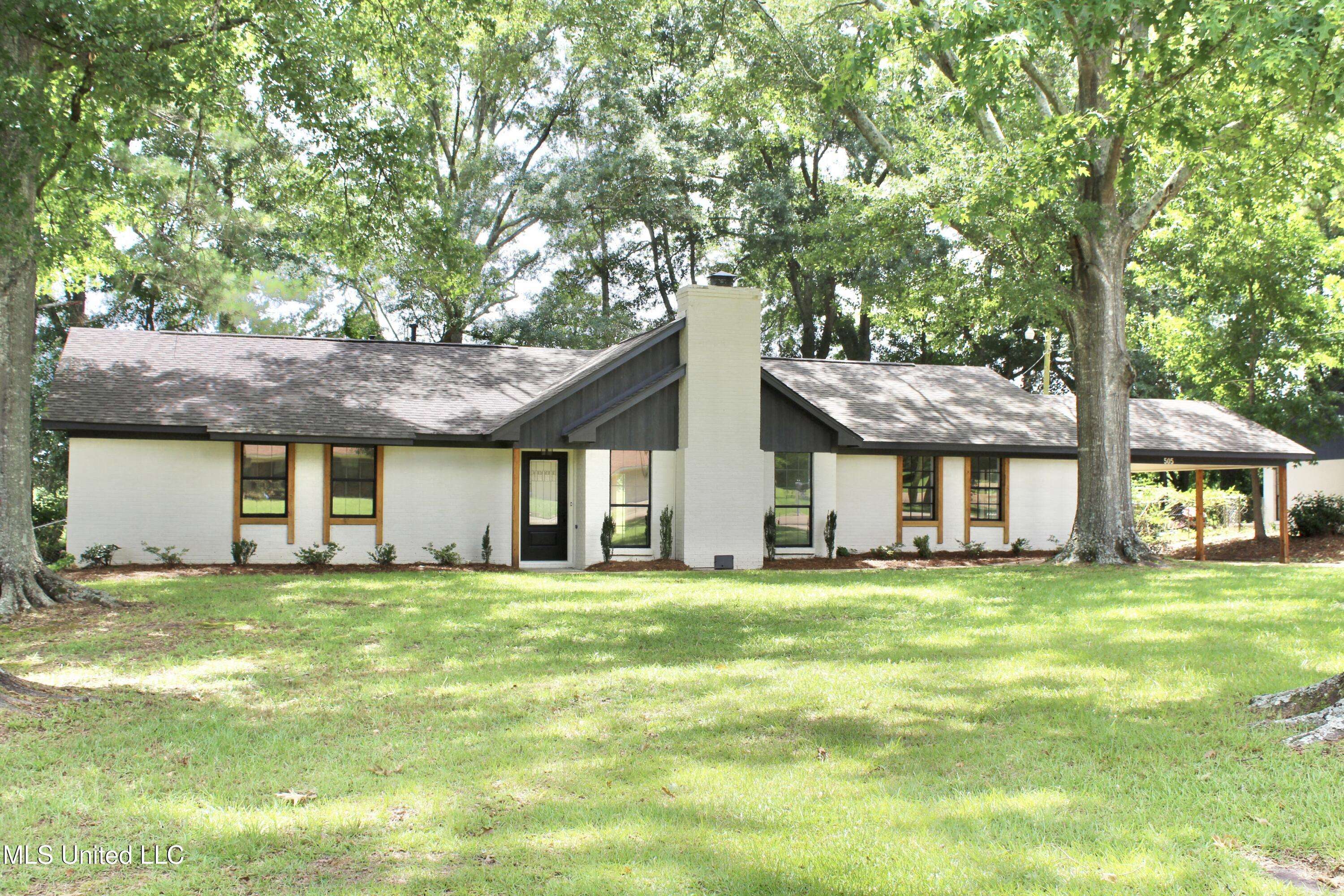 505 SE 12th Avenue Se Avenue, Magee, MS 39111