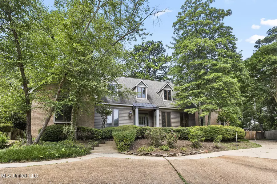 13 Highland Meadows Drive, Jackson, MS 39211