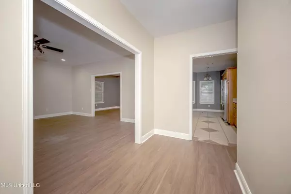 Gautier, MS 39553,8002 Martin Bluff Road