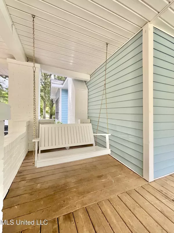 Crystal Springs, MS 39059,708 Lee Avenue