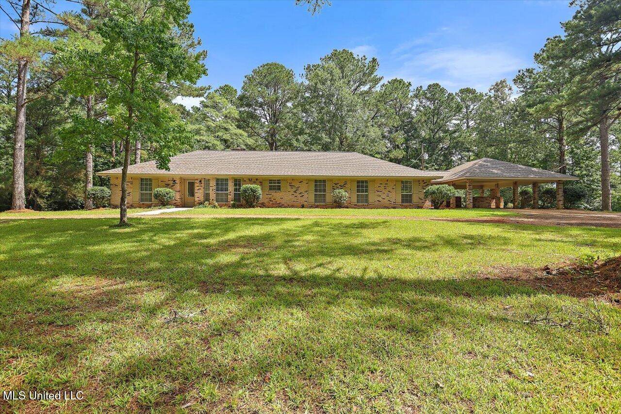 437 Henry Byrd Road, Florence, MS 39073