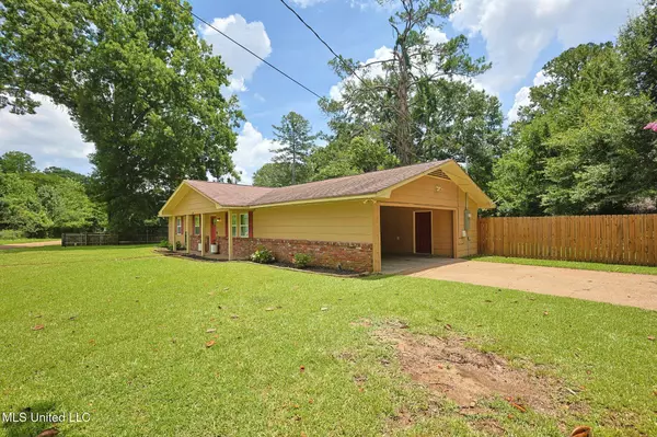 Jackson, MS 39212,3204 Bienville Drive