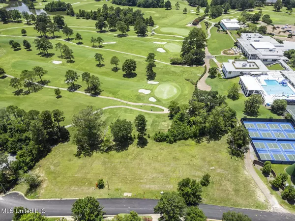 Jackson, MS 39211,St Andrews Drive