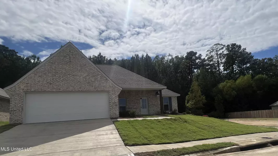 544 Stone Brook Place, Brandon, MS 39042