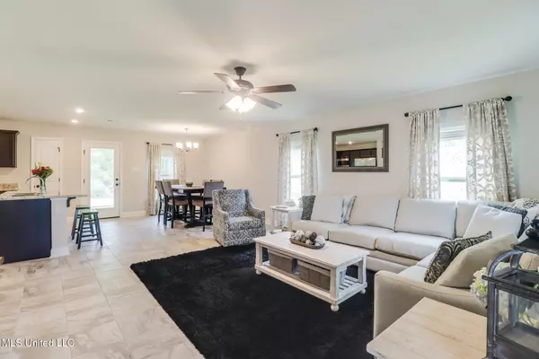 Gulfport, MS 39503,16811 Desmare Street