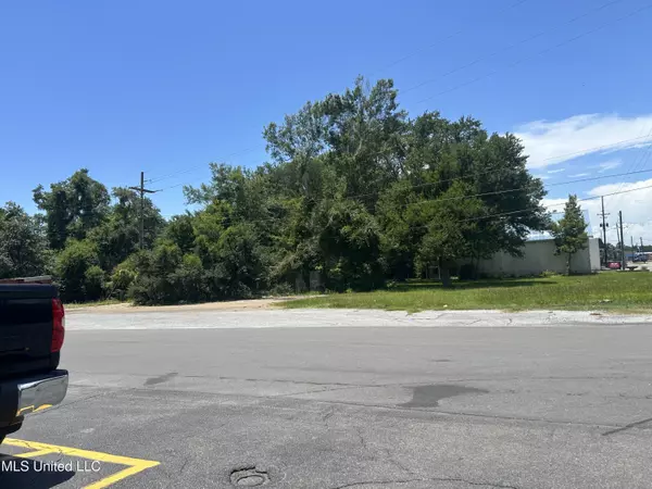 1708 Mantou Street, Pascagoula, MS 39567