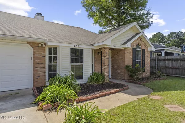 Pearl, MS 39208,238 Village Cove