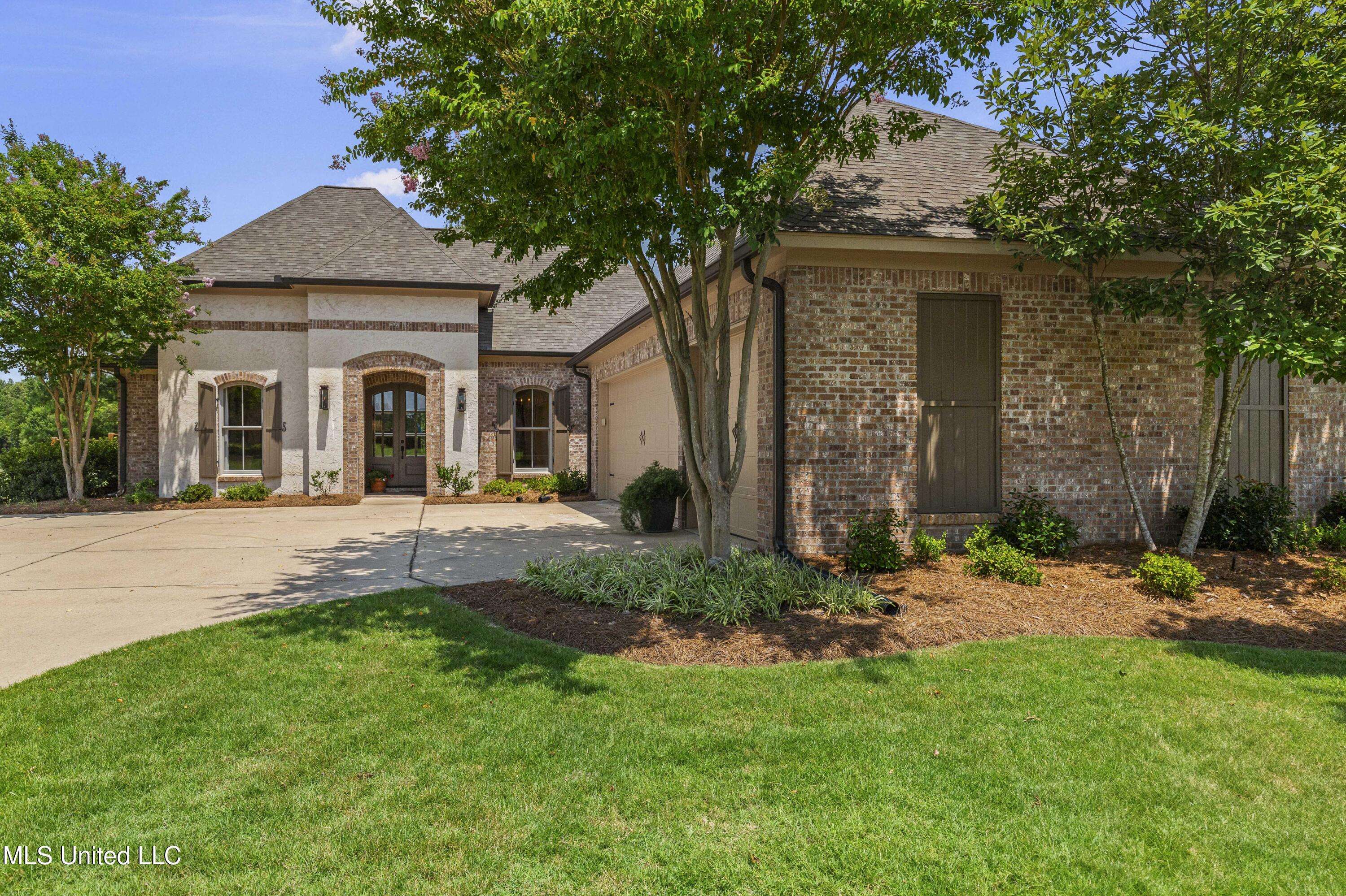 118 Burne Run, Madison, MS 39110