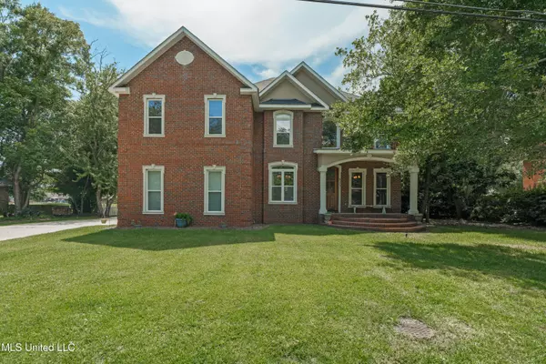 Pascagoula, MS 39567,815 Warren Street