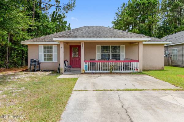 6097 E Quitman Street, Bay Saint Louis, MS 39520