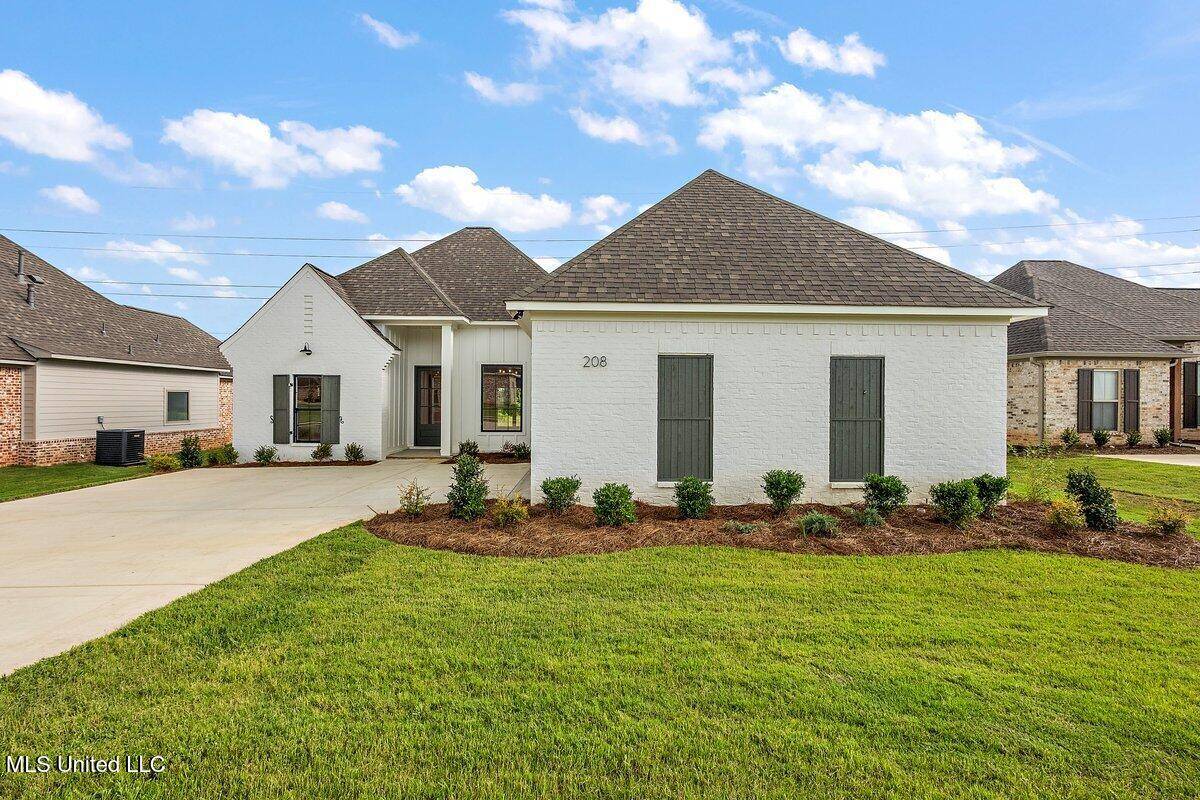 208 Azure Drive, Canton, MS 39046