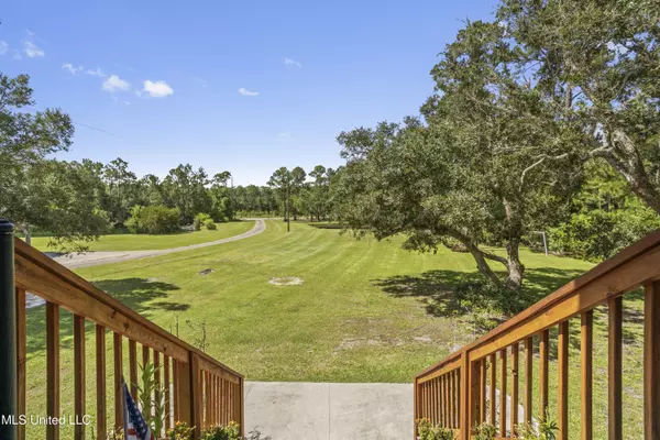 Pass Christian, MS 39571,743 E North Street