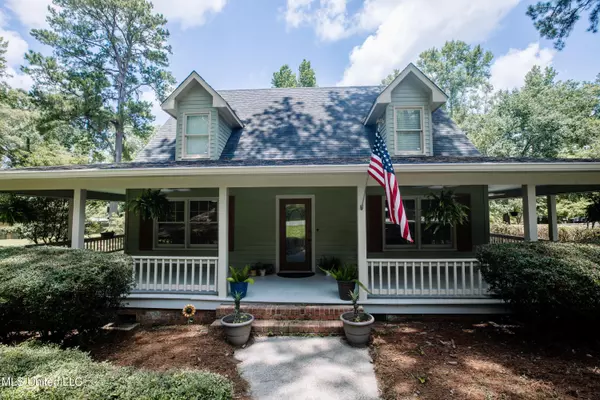 Laurel, MS 39440,629 Cherry Lane