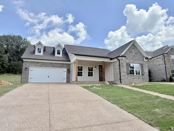 Hernando, MS 38632,1198 Creekside Lane