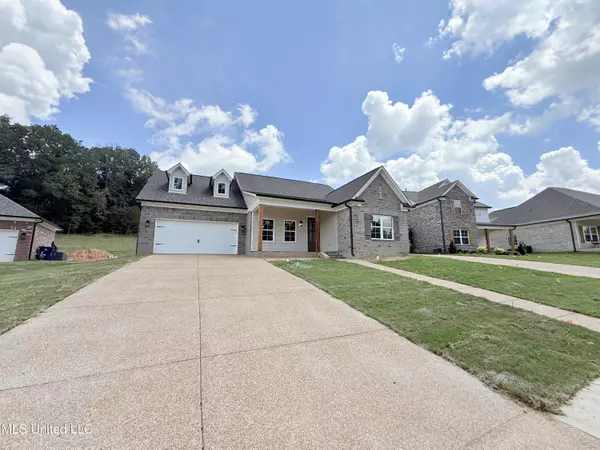 Hernando, MS 38632,1198 Creekside Lane