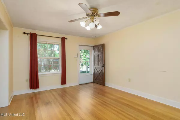 Hattiesburg, MS 39401,318 S 13th Avenue