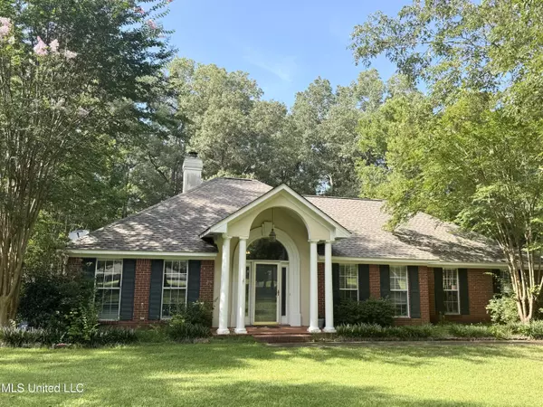 321 Wild Rose Lane, Brandon, MS 39047