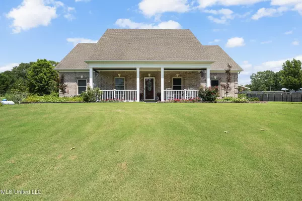 384 Moore Crossing, Byhalia, MS 38611