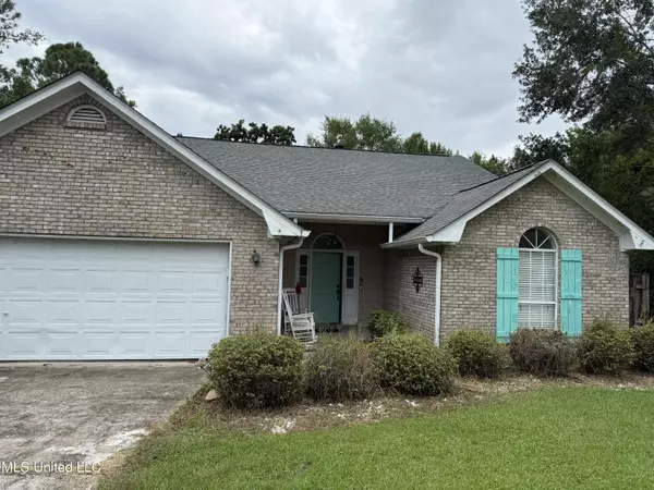 8 Barbara Court, Long Beach, MS 39560