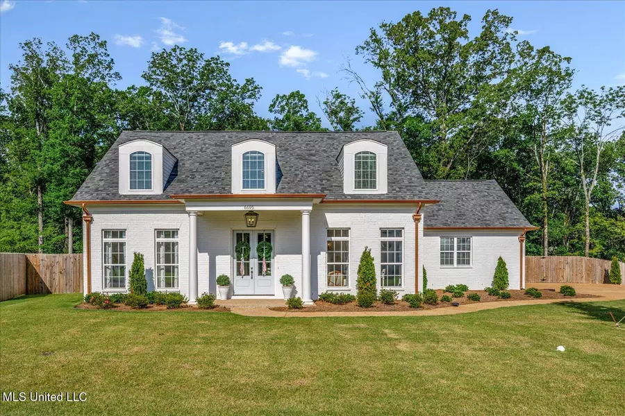 6695 Bobwhite Circle, Southaven, MS 38672