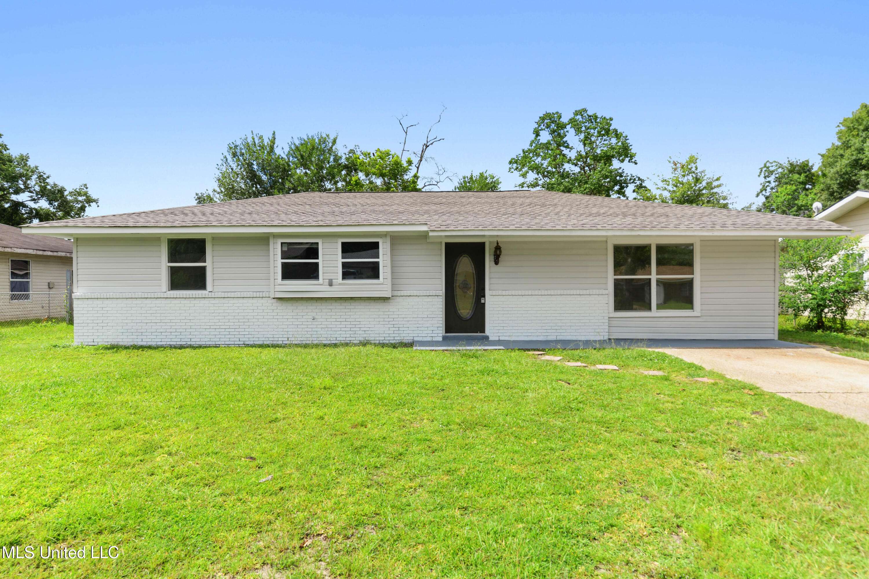 124 Carson Drive, Gulfport, MS 39503
