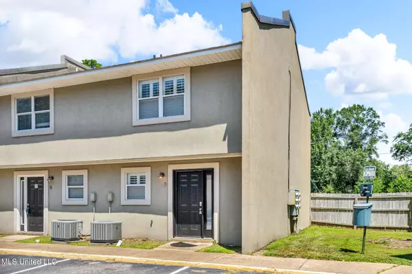 1625 Martin Bluff Road #7, Gautier, MS 39553