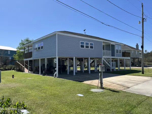 5057 Elbrus Street, Bay Saint Louis, MS 39520