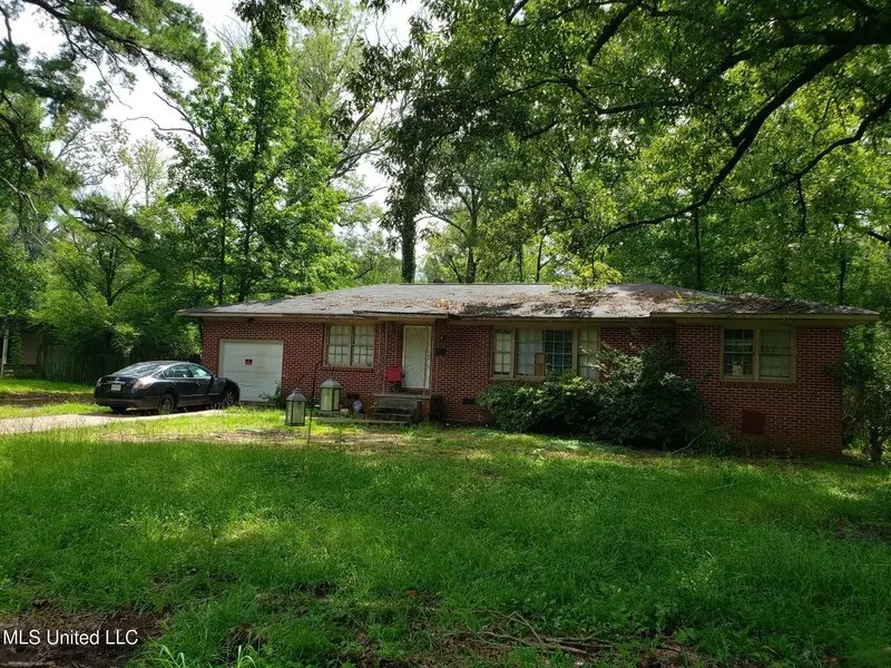 3246 Beatrice Drive, Jackson, MS 39212