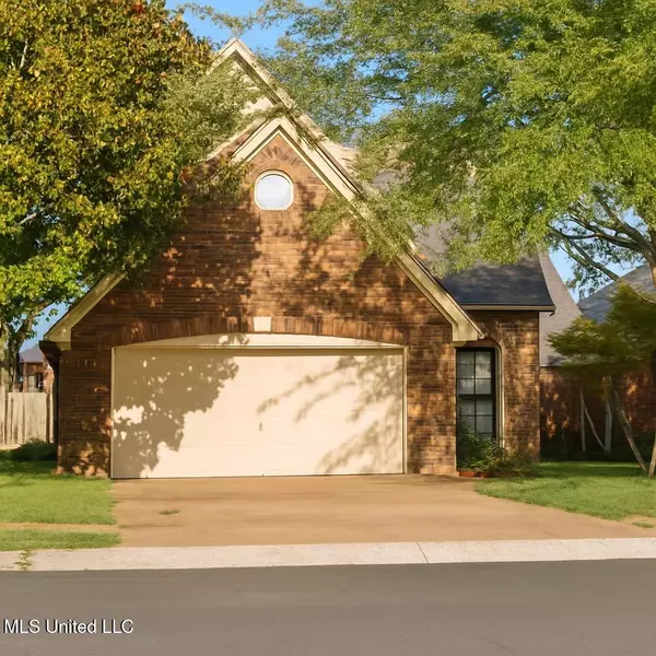 7966 S Chesterfield Drive, Southaven, MS 38671