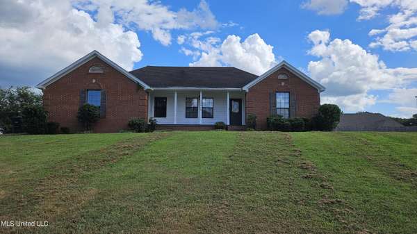 104 Masters Cove, Senatobia, MS 38668