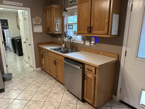 Gautier, MS 39553,2505 Fairley Road