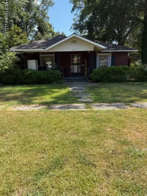 236 Maple Avenue, Clarksdale, MS 38614