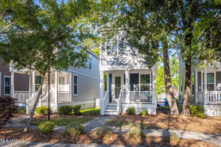 2207 Government Street #19, Ocean Springs, MS 39564