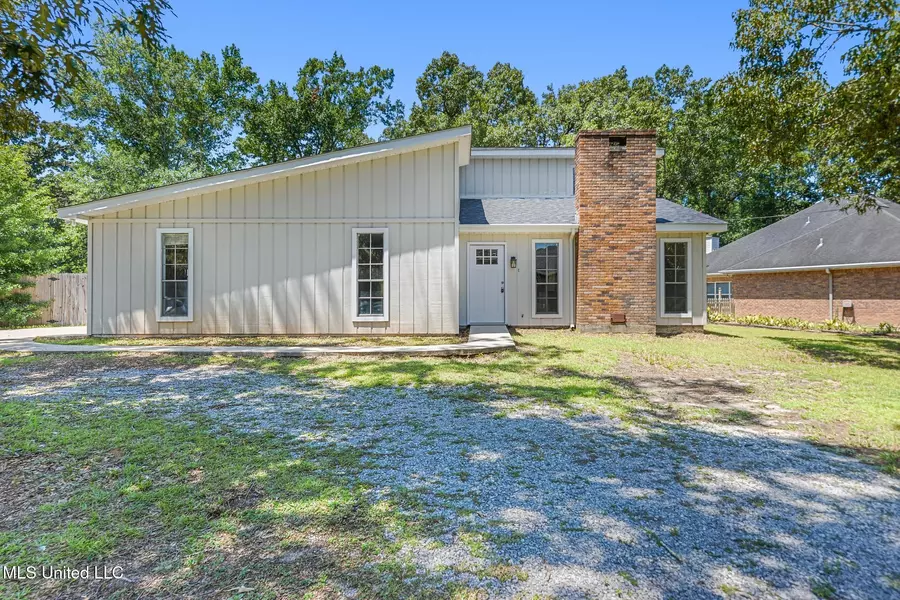 98177 Golf Club Drive, Diamondhead, MS 39525