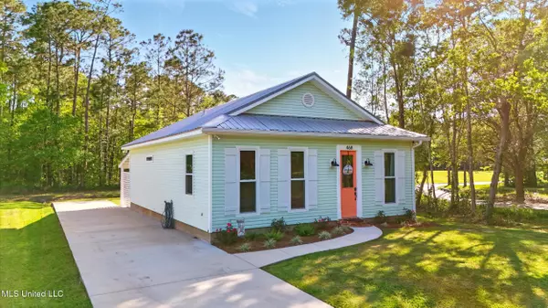 Bay Saint Louis, MS 39520,468 Thomas Street