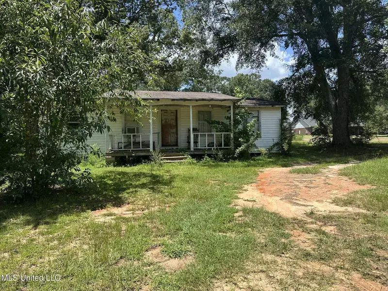 153 Old 63 North Highway, Lucedale, MS 39452