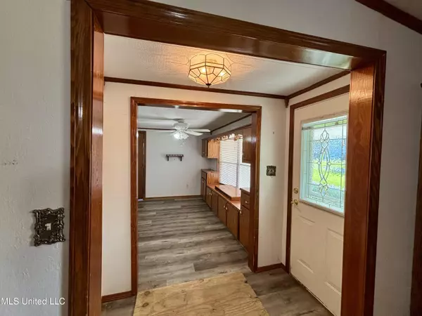 Vancleave, MS 39565,9304 Gray Avenue