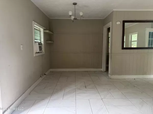 Jackson, MS 39204,375 Lea Circle