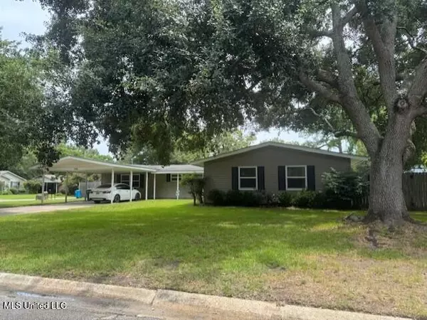 Pascagoula, MS 39567,2404 Rosewood Street