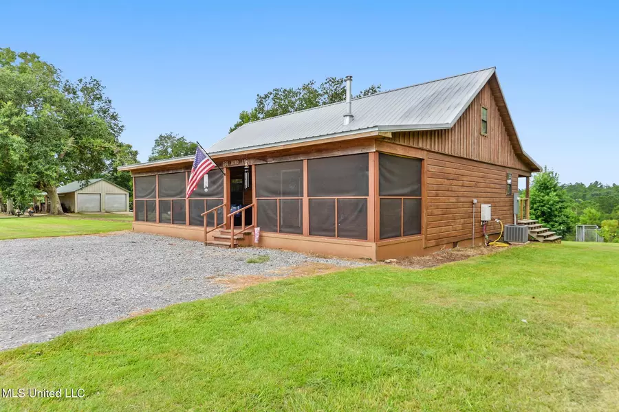 150 Byrd Lane, Lucedale, MS 39452