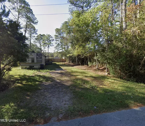 Gautier, MS 39553,1917 Greycliffe Street