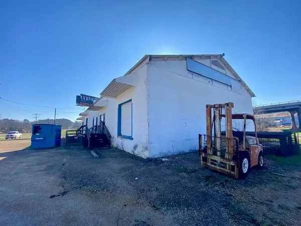 Mccomb, MS 39648,115 Nehi Circle