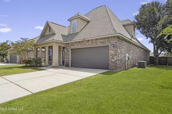 D'iberville, MS 39540,13284 Hilliard Street