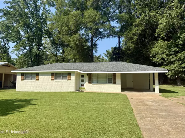 219 Mississippi Avenue, Grenada, MS 38901