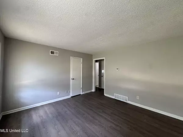 Southaven, MS 38671,1455 Town And Country Drive