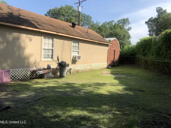 Jackson, MS 39209,4201 Larchmont Street