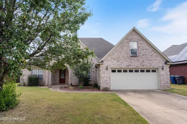 Hernando, MS 38632,2361 Della Street